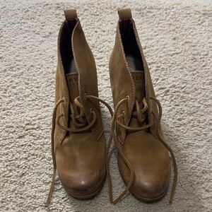 Sperry Tan Lace Up wedges
